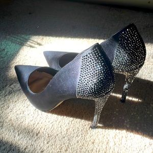 Satin-like Black Pumps - Heels with Gem detail
